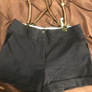New. Never worn forever 21 shorts